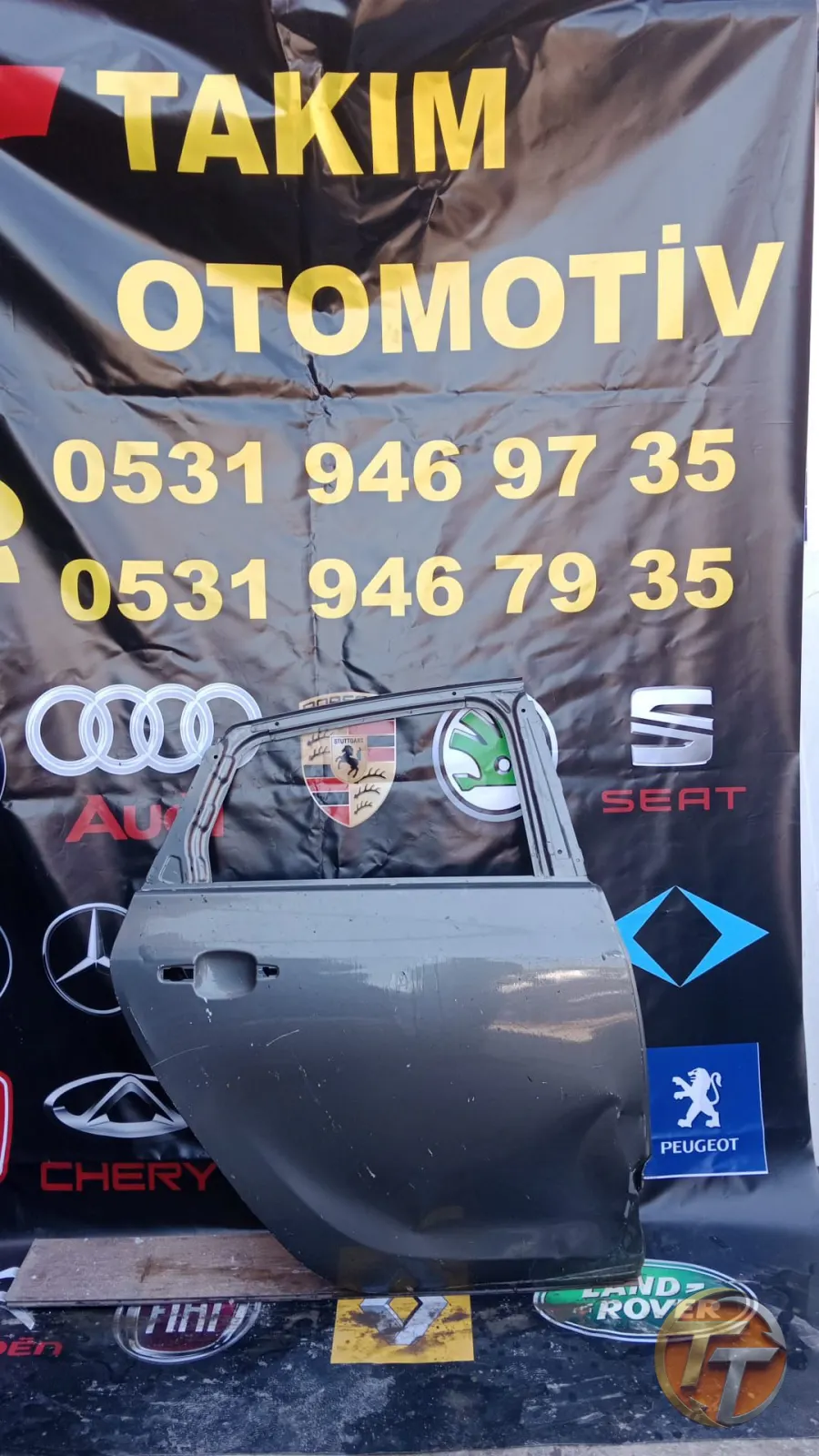 OPEL ASTRA J SAĞ ARKA KAPI 4