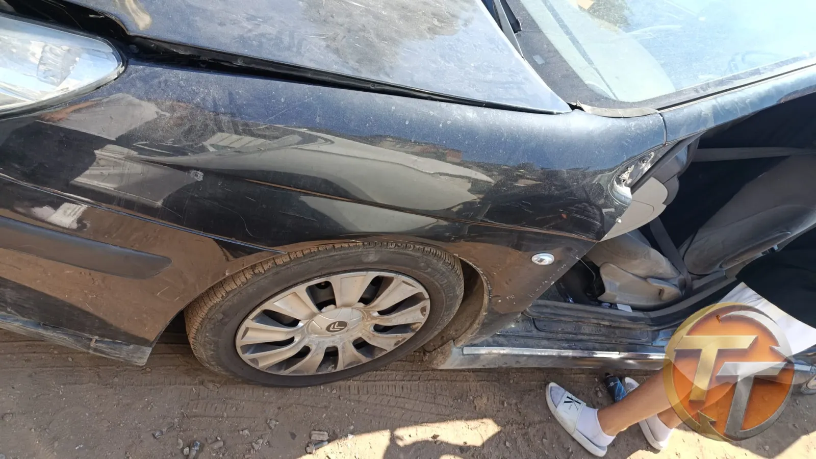 Citroen c 5 sol çamurluk