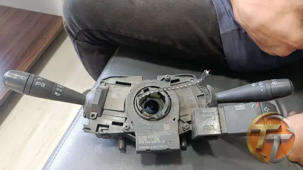 Renault sembol silecek kolu