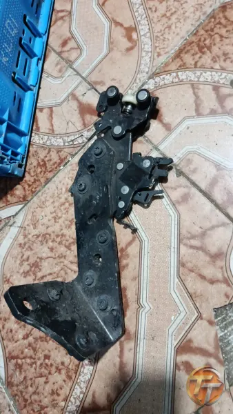 Ford c Max sürgülü mekanizması