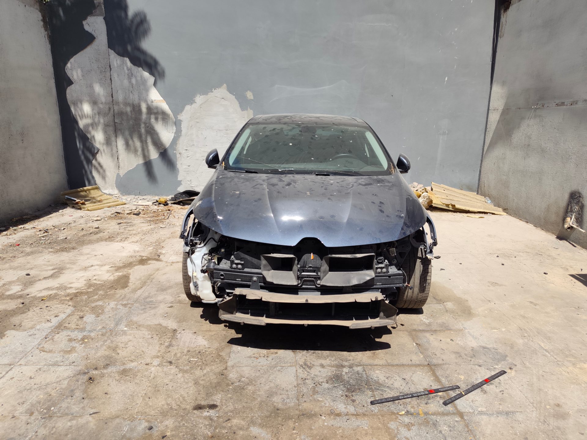 RENAULT MEGAN İKON 1.33 BENZİNLİ
