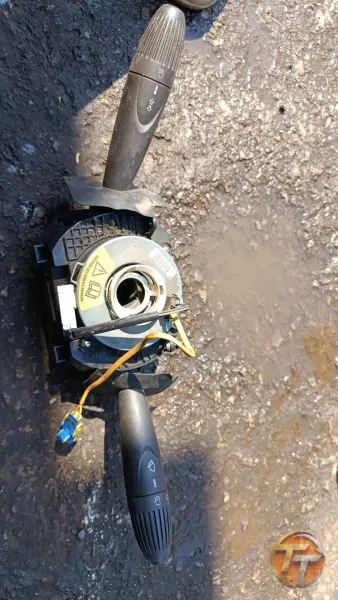 Fiat Doblo silecek kolu
