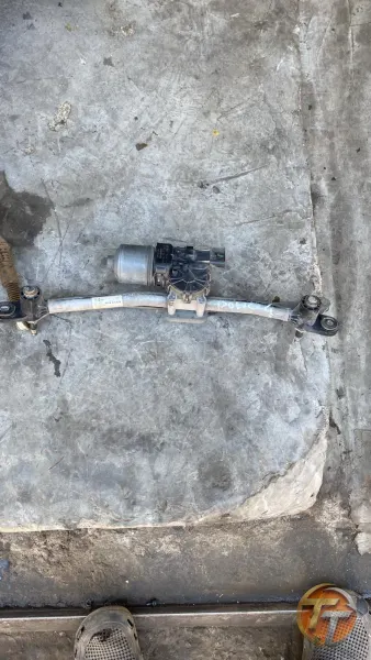 Doblo 4 ön silgeç motoru