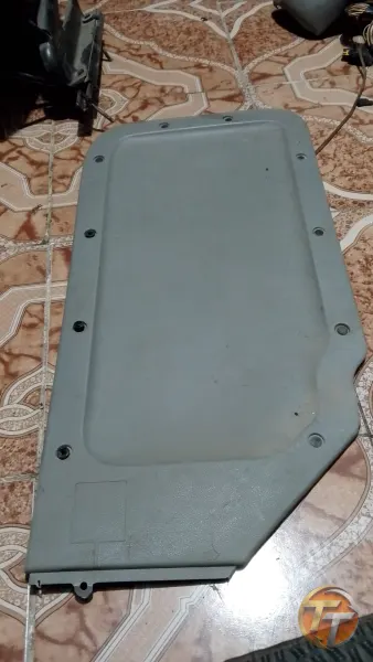 Renault Kangoo sol duvar döşemesi