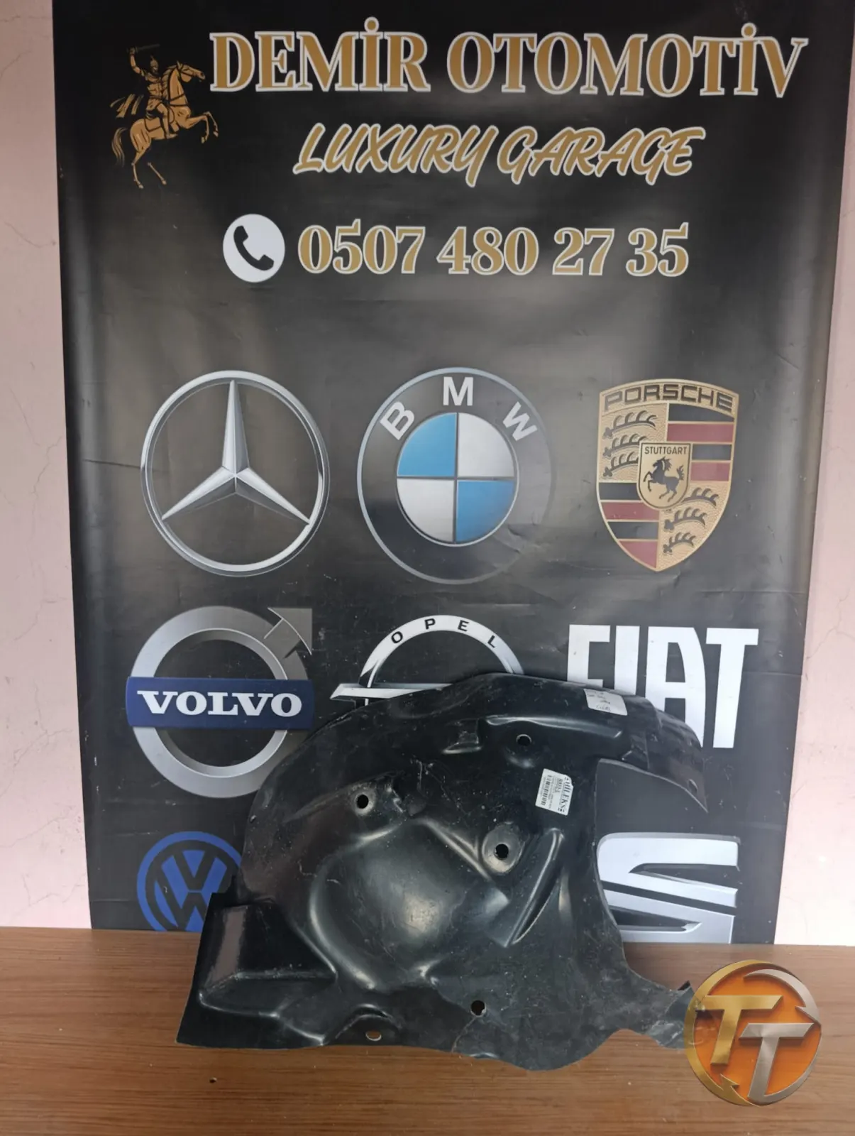 RENAULT CLİO 4 SOL ÖNÜN ARKASI ÇAMURLUK DAVLUMBAZI SIFIR