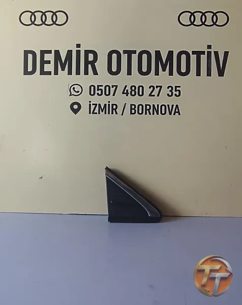 TOYOTA COROLLA 2019-2024 SAĞ AYNA ÜÇGENİ SIFIR ORJ 60117-02250