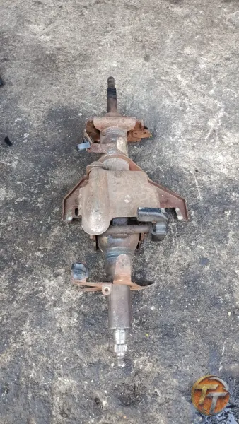 Toyota Carina direksiyon kolonu