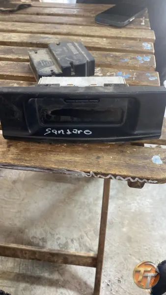 Sandero bilgi ekranı