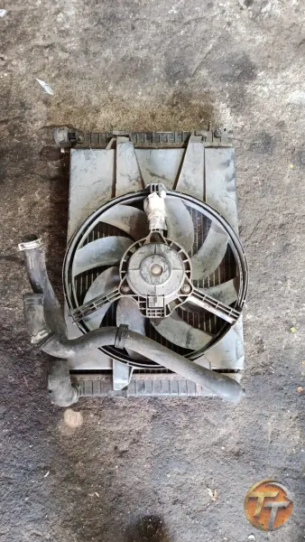 Ford Fiesta Radyatör takımı