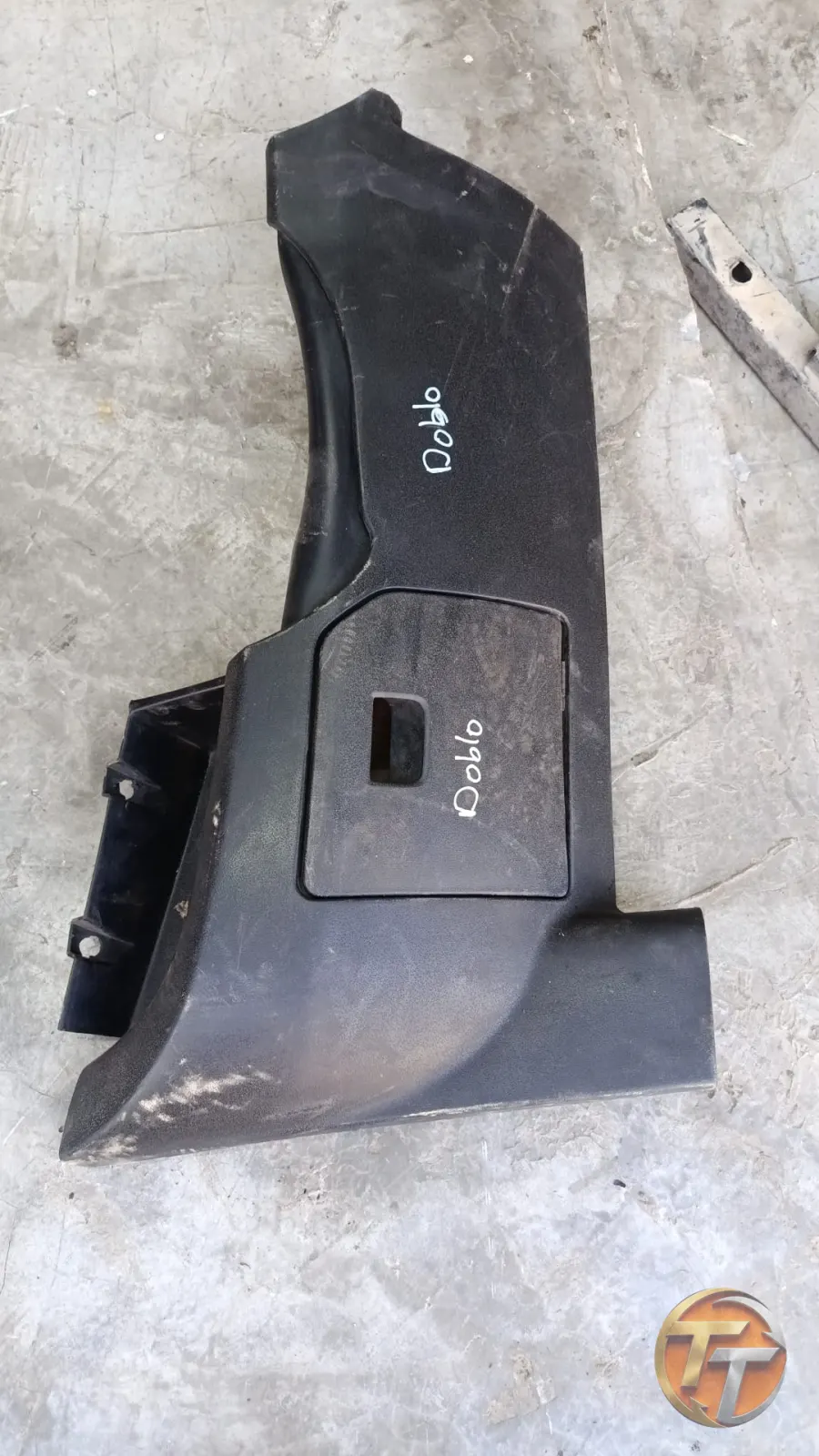 Fiat Doblo göğüslük sol kapak