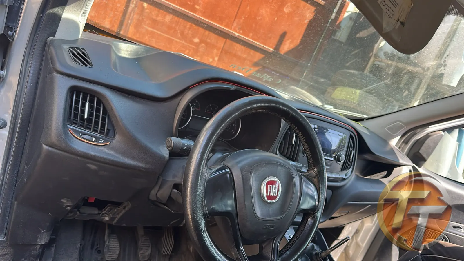 Fiat Doblo göğüs lük