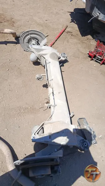 Citroen c. Beş. Arka dingil.