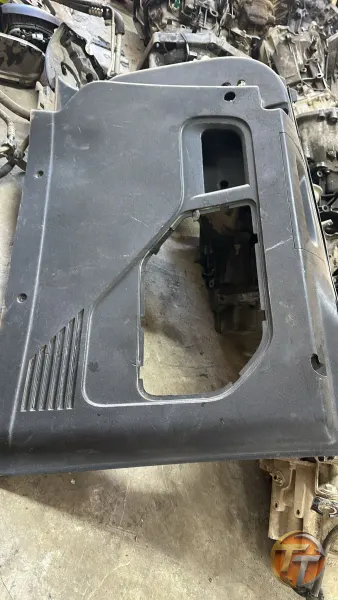 Fiat Doblo arka bagaj plastiiği sağ
