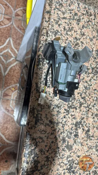 Nisan Micra kontak