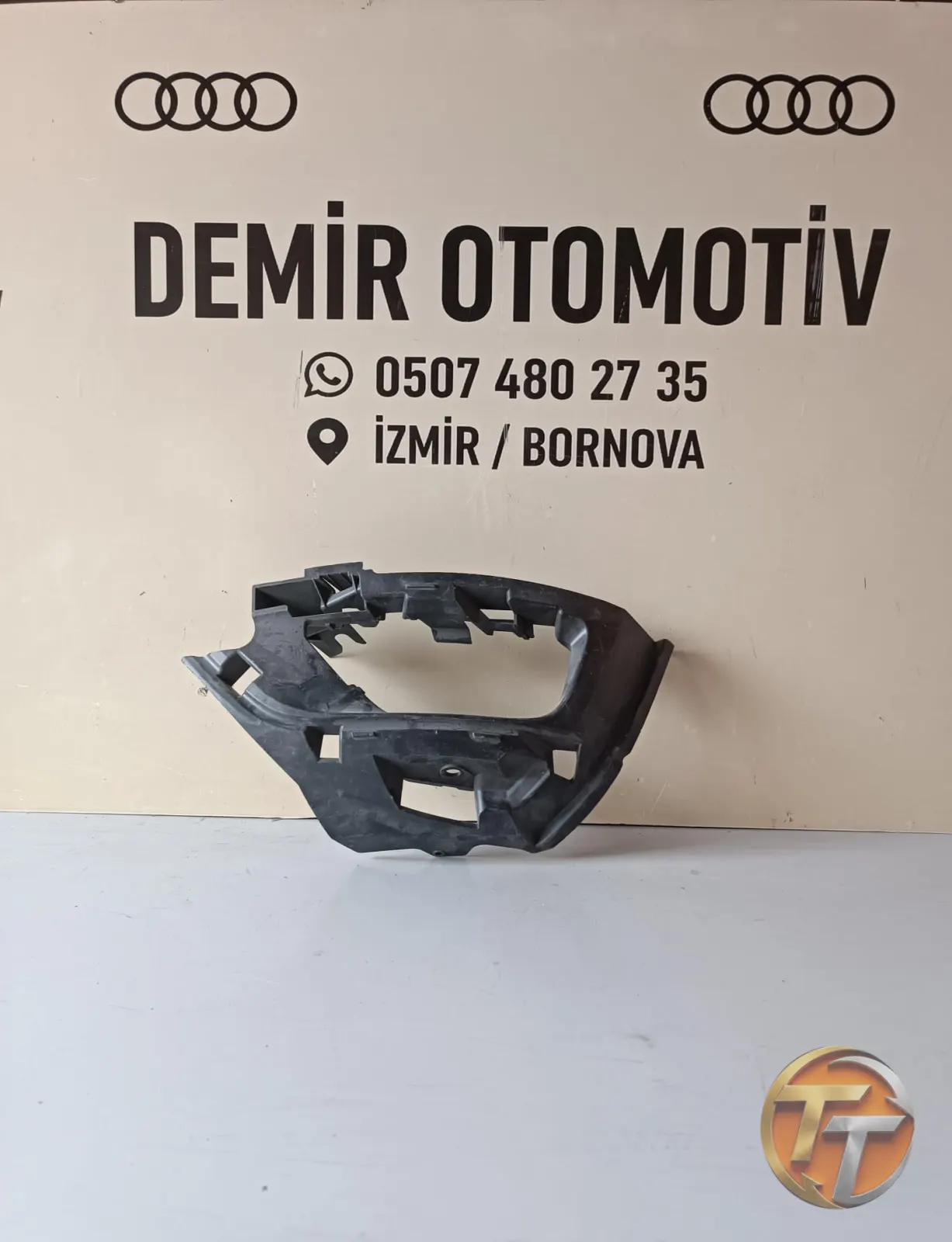 DACİA SANDERO 2 SAĞ ARKA REFLEKTÖR SİS YUVASI ORJİNAL 269819357R