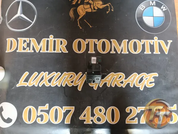 HYUNDAİ İ20 BAGAJ KİLİDİ ORJİNAL 81230C8500