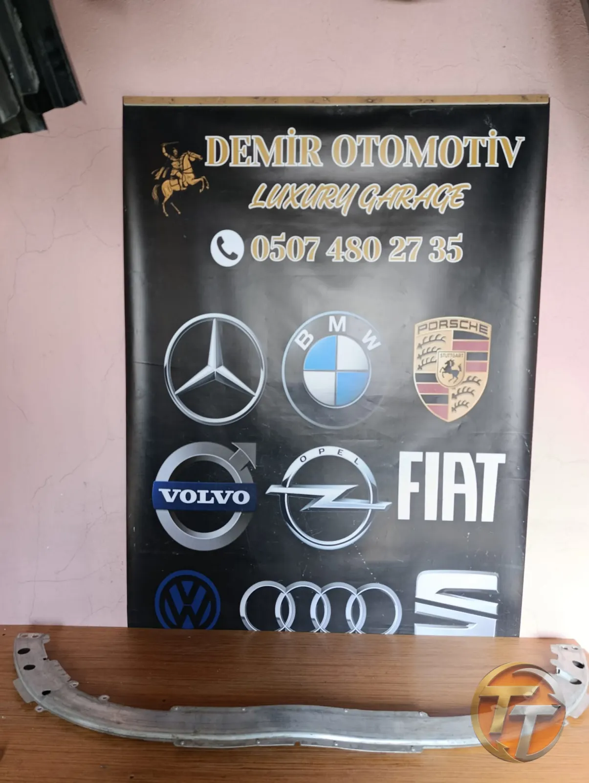 MERCEDES C SERİSİ W205 ÖN PANEL DEMİRİ