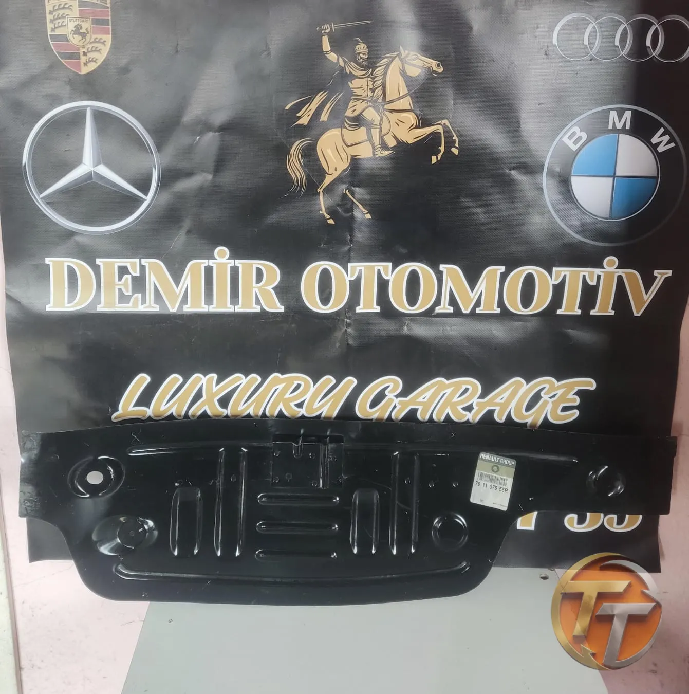 RENAULT CLİO 2 SYMBOL LOGAN ARKA PANEL ALT SACI 791107956R