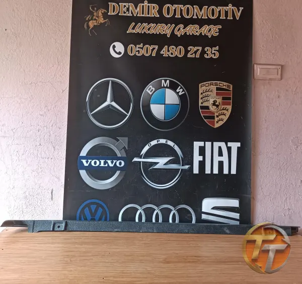 TOYOTA HİLUX KABİN BAGAJ SOL KAPLAMA ÇITASI