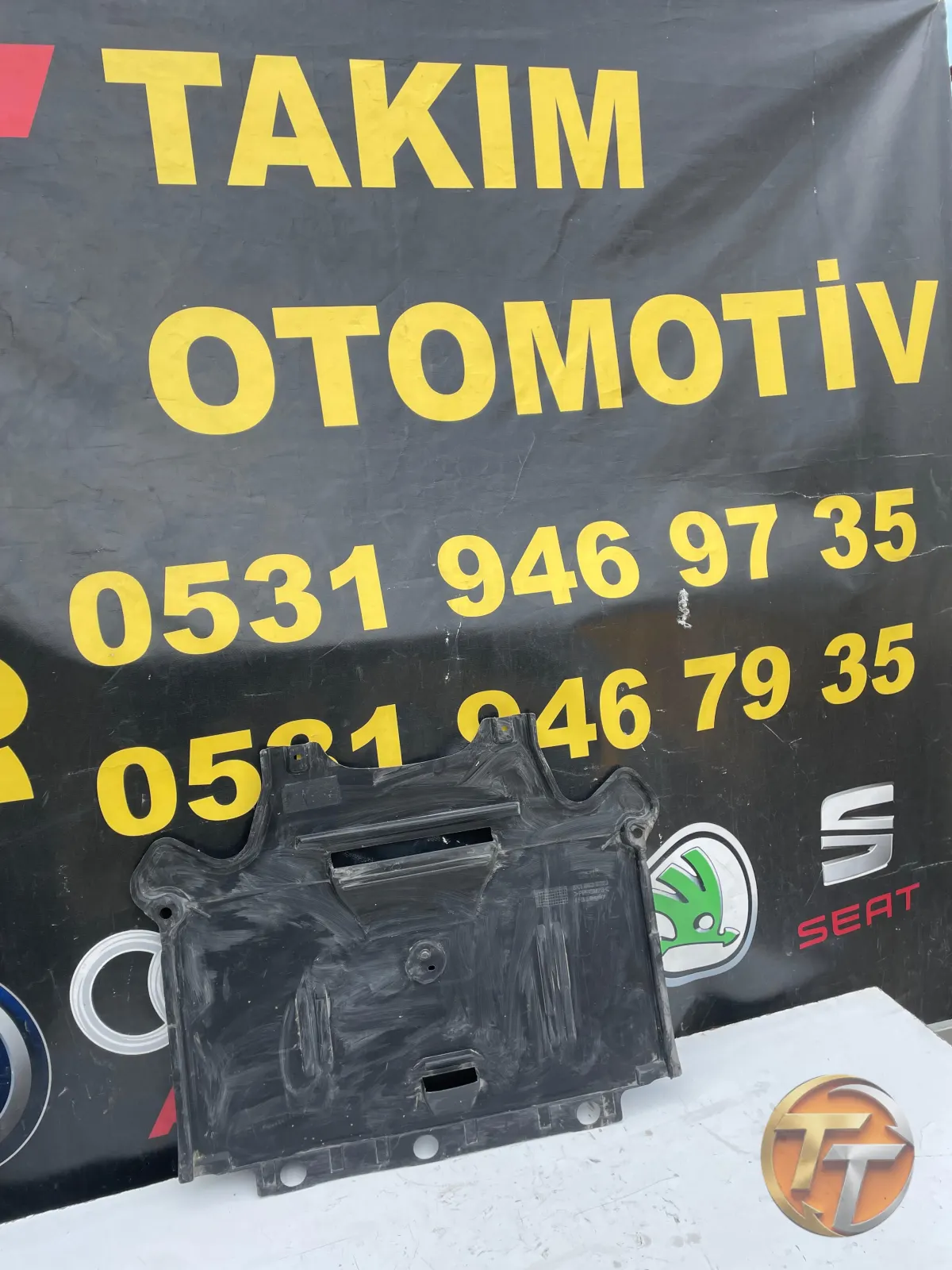 Audi A4 Karter Muhafaza Plastiği 08-12