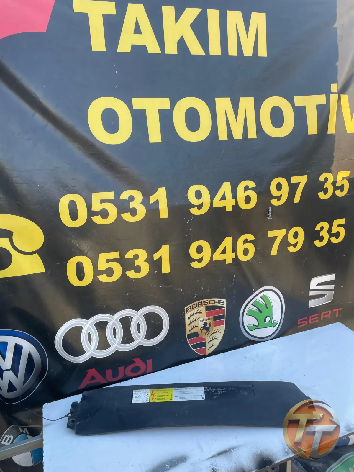 OPEL OMEGA B ÖN PANEL ÜST PLASTİK