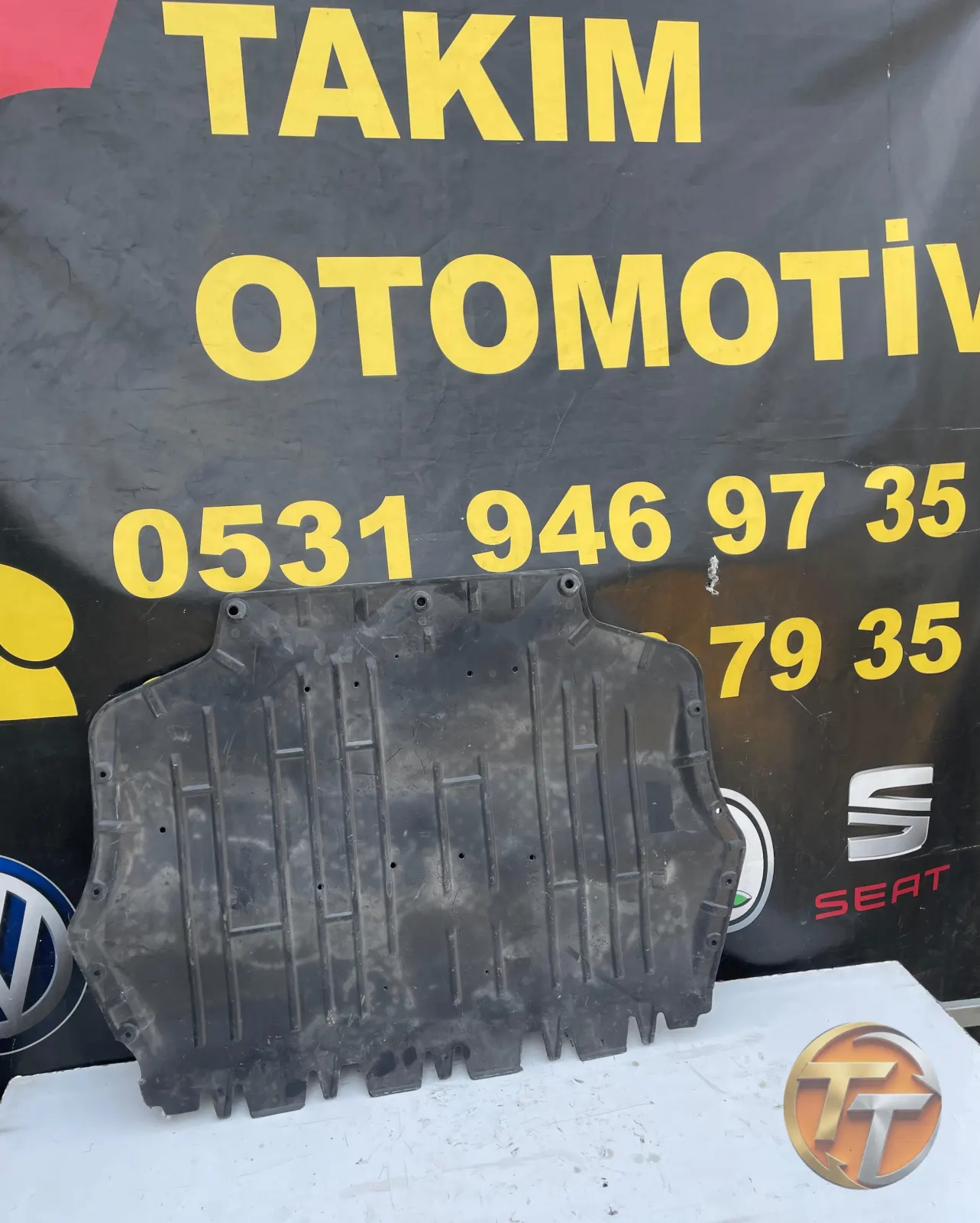 VOLKSWAGEN CADDY 3  GOLF 5 DİZEL KARTER MUHAFAZA PLASTİĞİ