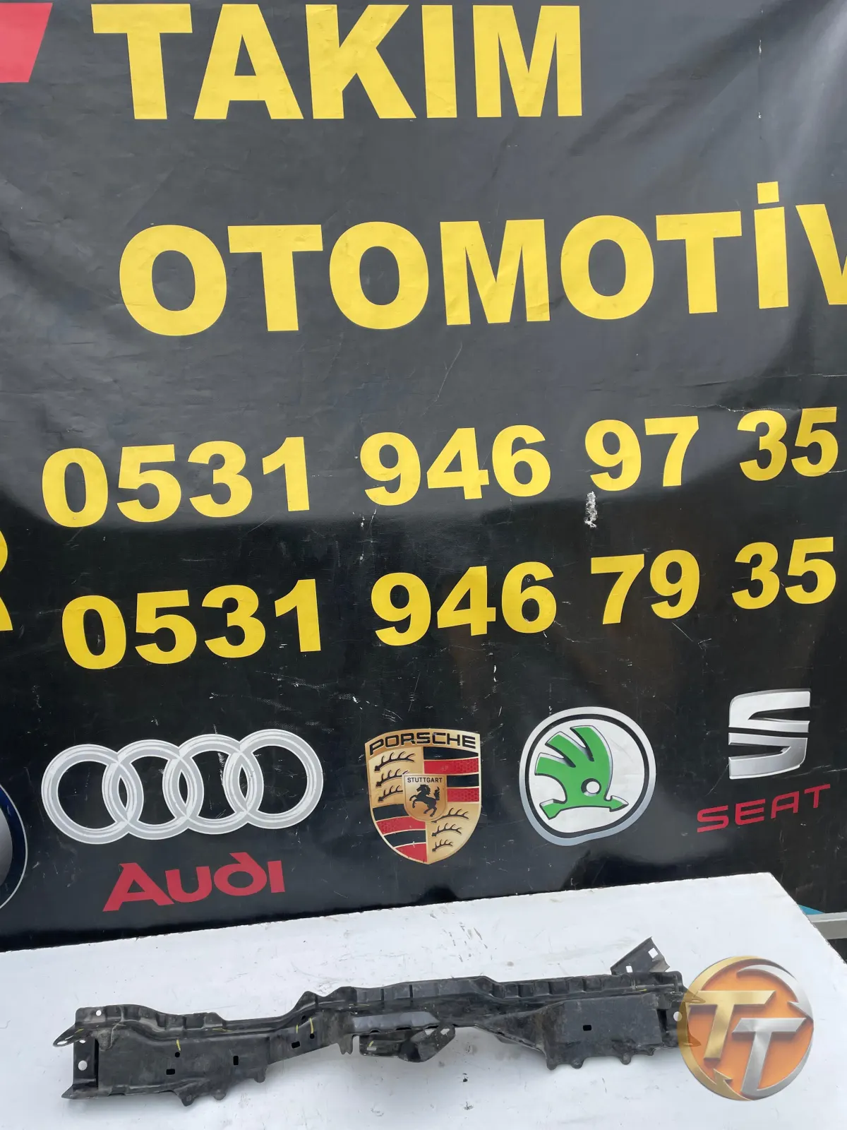 HONDA CİVİC FC5 ÖN PANEL ÜST DEMİRİ