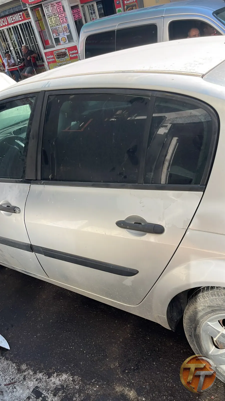 Renault megane 2 sol arka kapı hatasız