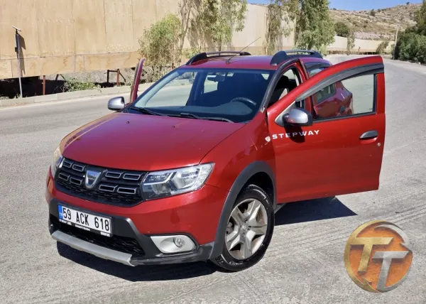 2020 63 BİN KM OTOMATİK DACIA SANDERO STEPWAY