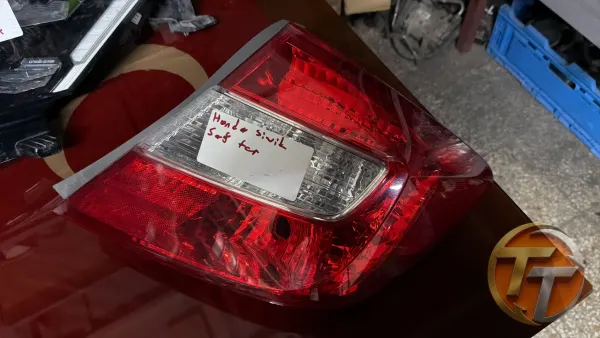 HONDA CİVİC SAĞ STOP