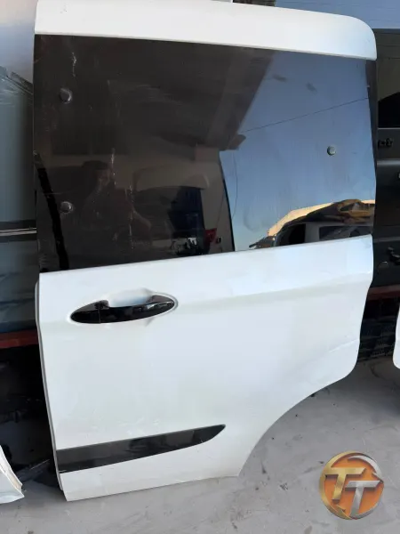 Ford courier sol sürgülü kapı
