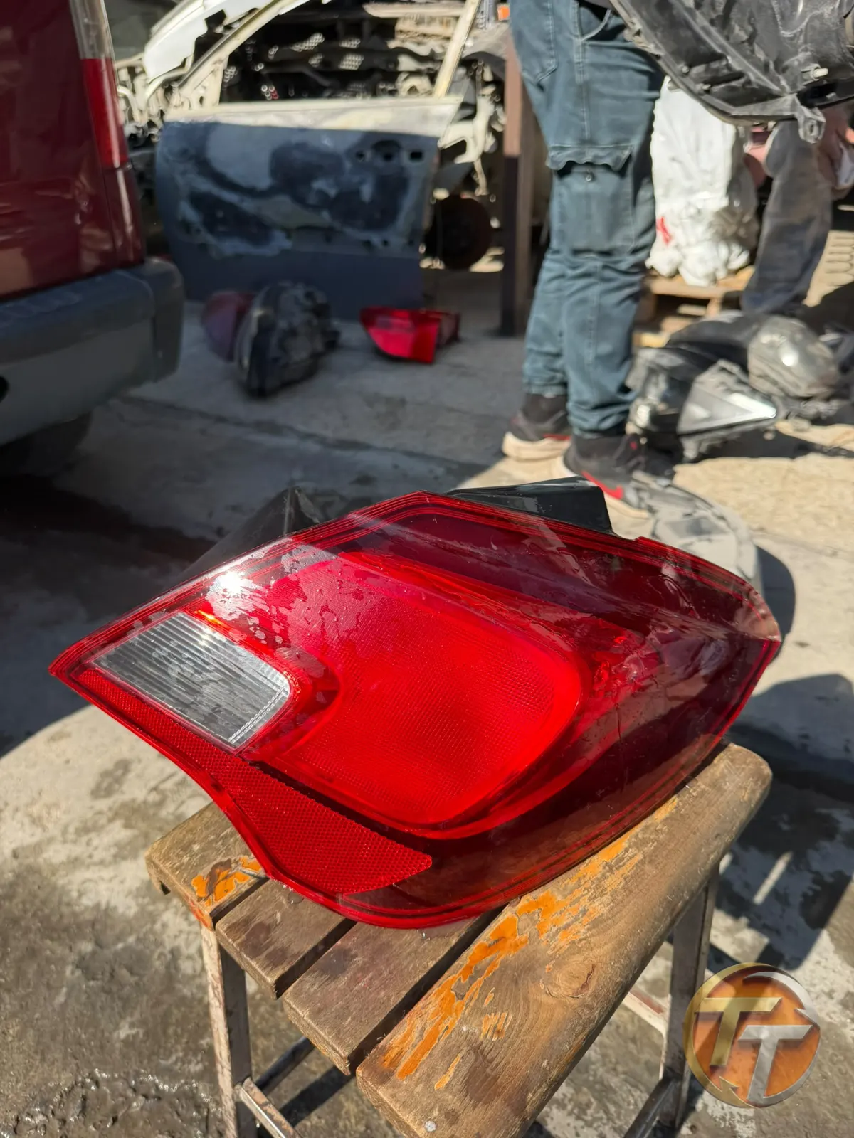 Opel astra j sağ stop
