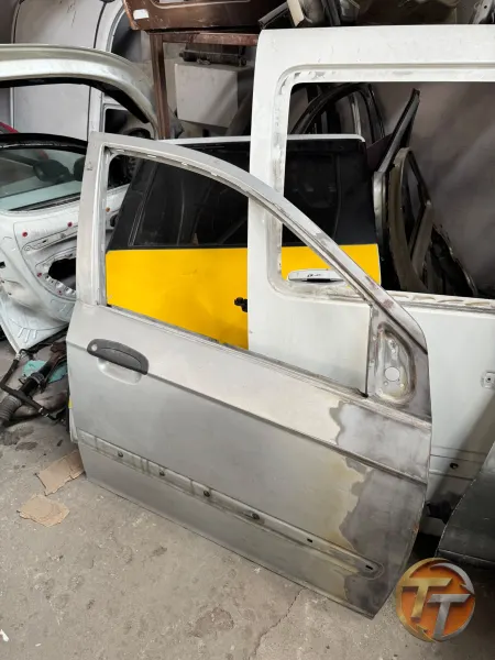 Hyundai getz sağ ön kapı