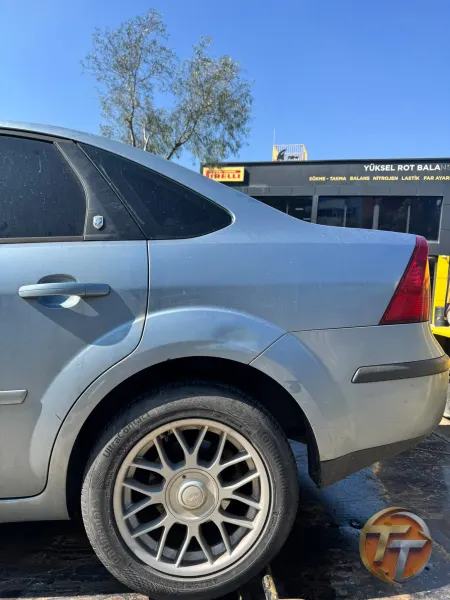 Ford focus sol arka çeğrek