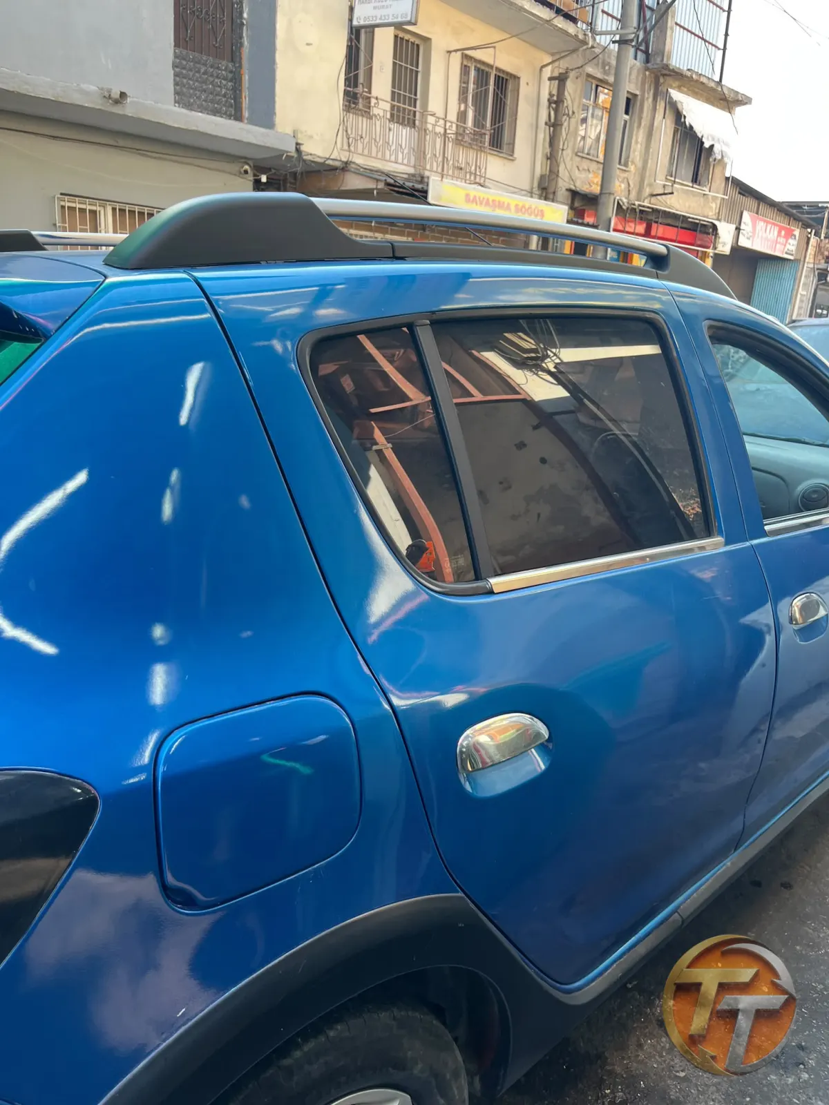 Dacia sandero sağ arka kapı