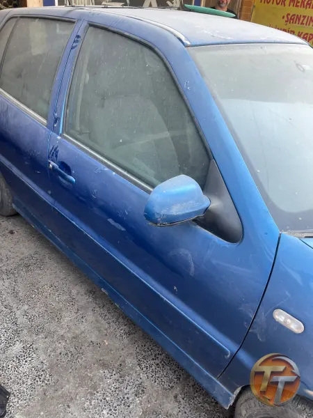 Volkswagen polo sağ ön kapı 2001
