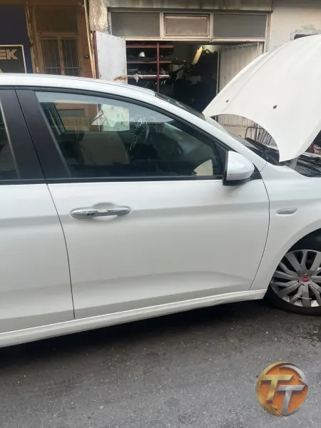 Egea sağ ön kapı orjinal hatasız