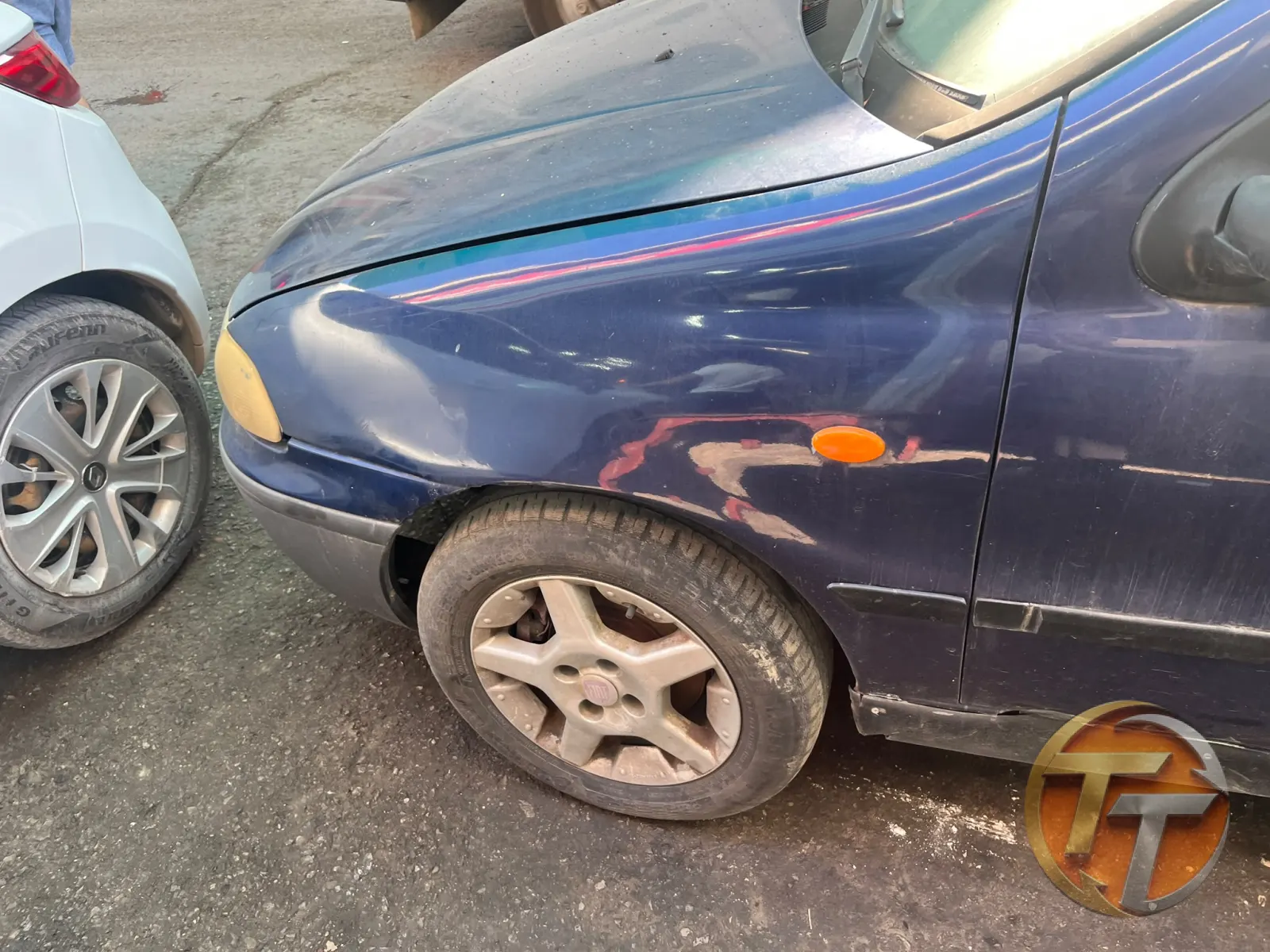 Fiat palio sol ön çamurluk
