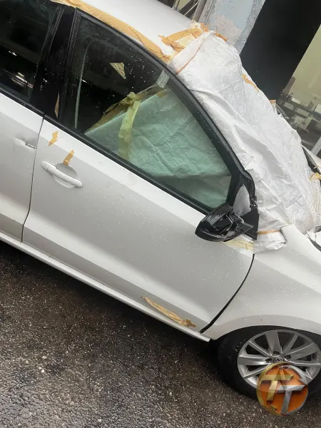 Volkswagen polo sağ ön kapı