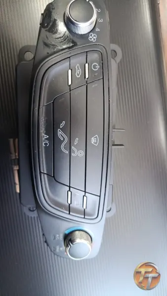 Ford kurr klima paneli