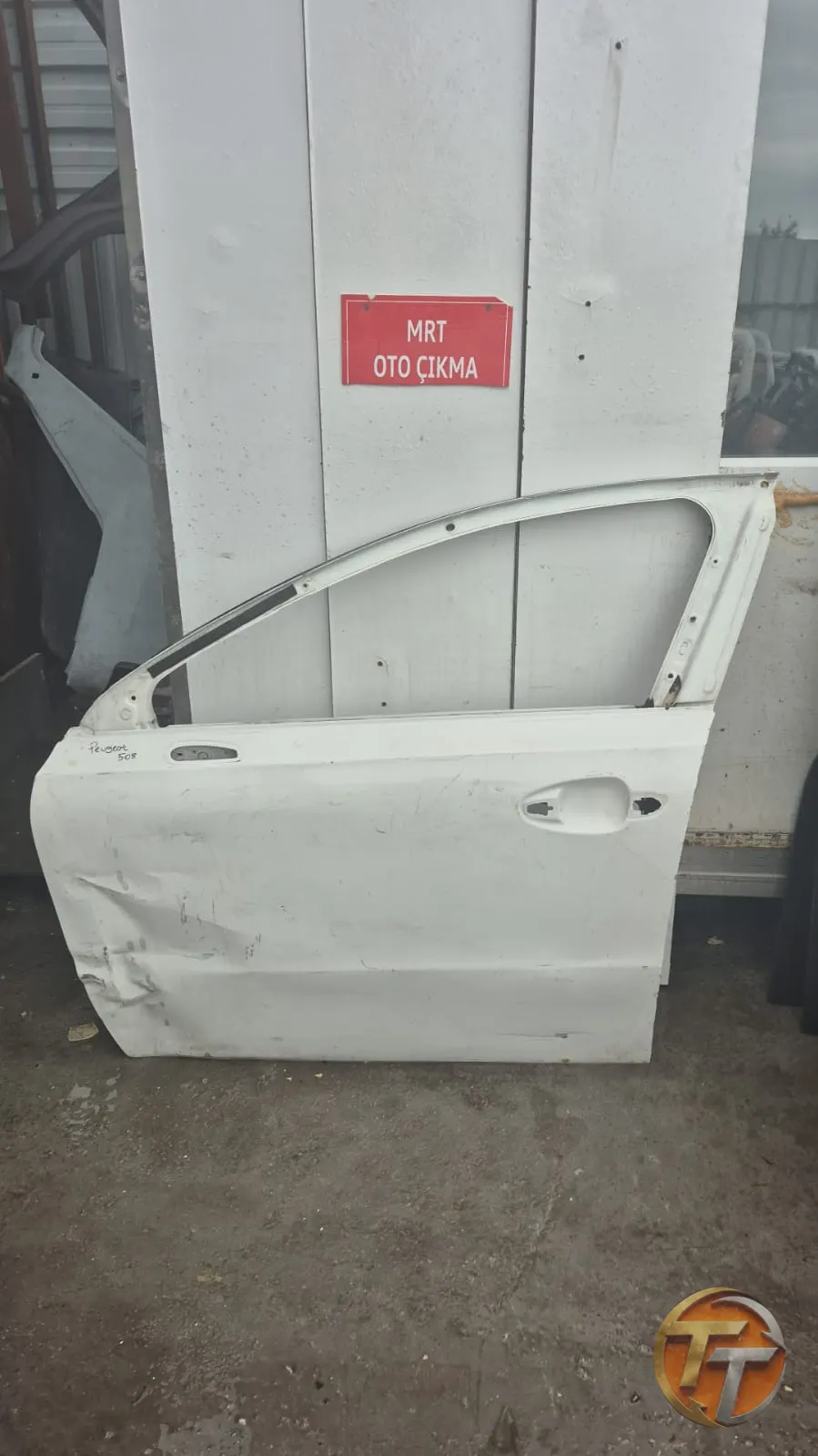 Peugeot 508 sol ön kapı