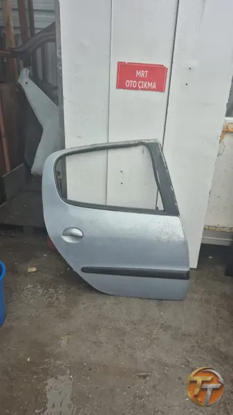 Peugeot 206 sag arka kapı