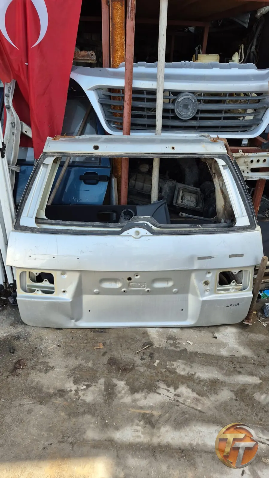 Lada vega bagaj