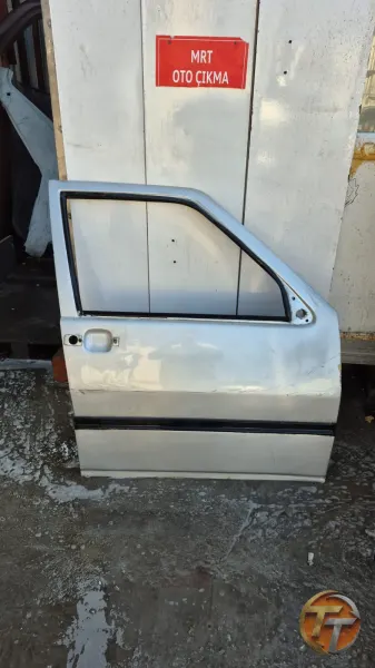 Fiat uno sağ ön kapı