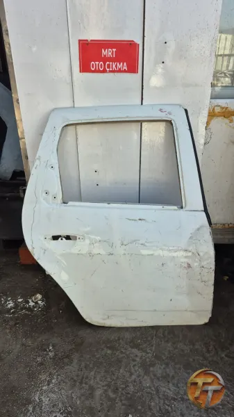 Dacia duster sag arka kapı