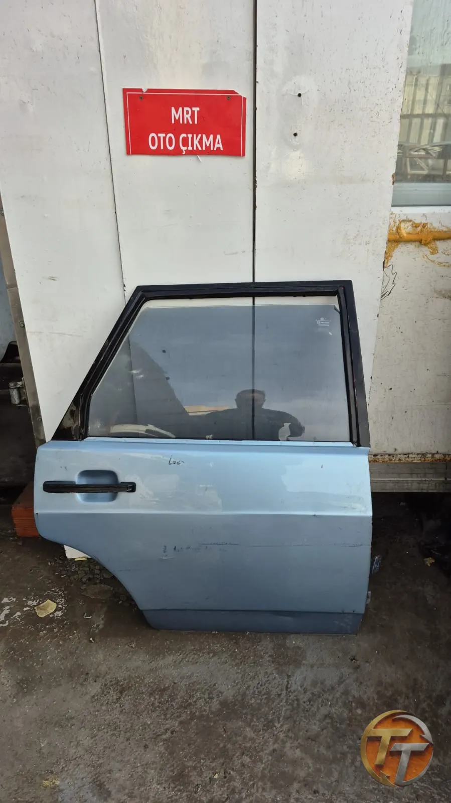 Lada samara sag arka kapı