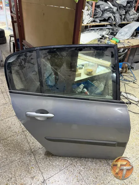 Renault megane 2 sağ arka kapı