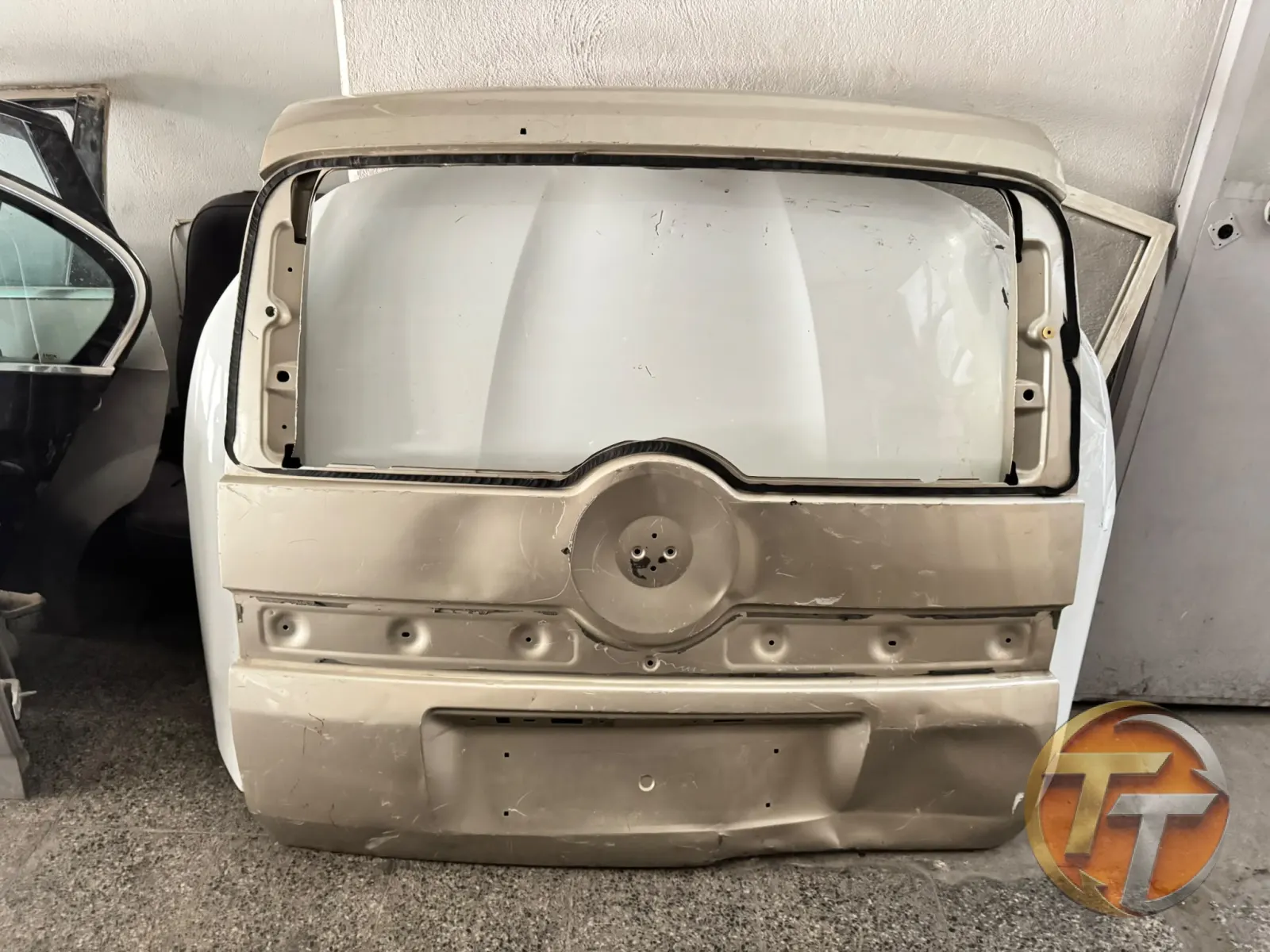 Fiat fiorino bagaj kapağı