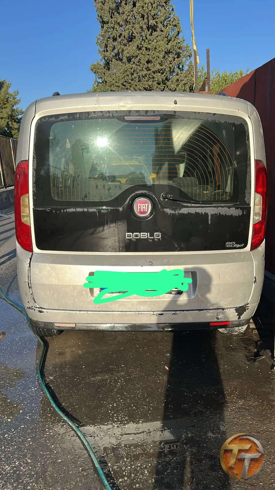 Fiat Doblo bagaj kapağı