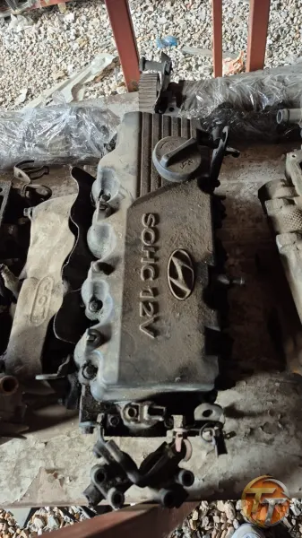 Hyundai accent benzinli silindir kapagı